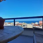 아파트 Central Studio With Sea View Balcony! *