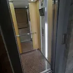 아파트 Central Studio With Sea View Balcony!