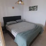 Central Studio With Sea View Balcony! 아파트 *
