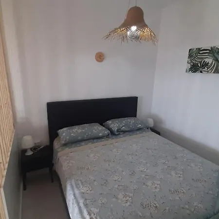 Central Studio With Sea View Balcony! Apartment