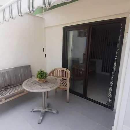 Apartment Central Studio With Sea View Balcony! *